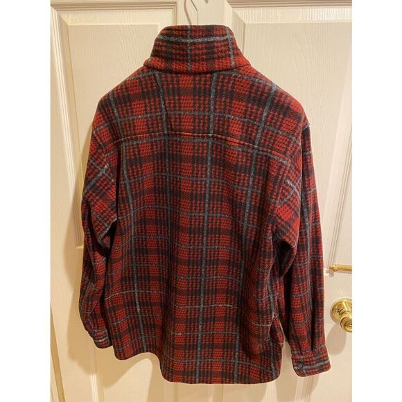 Van Heusen plaid flannel shirt - Picture 3 of 6